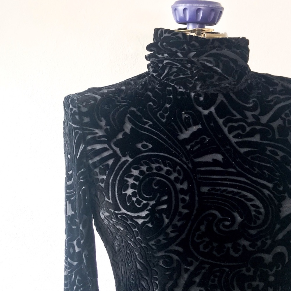 Backless Velvet Calvin Klein Evening Gown GORGEOUS